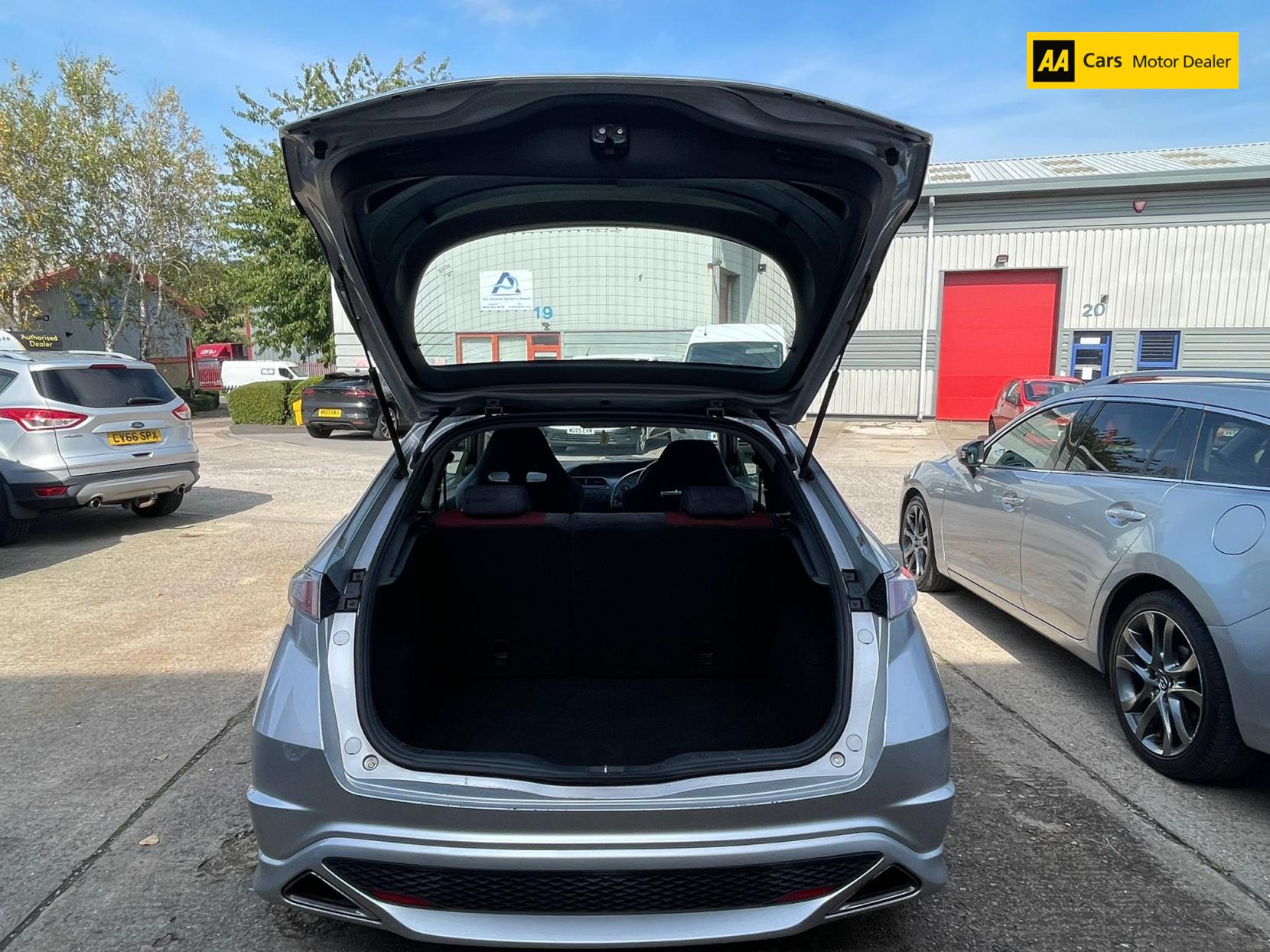 Honda Civic 2.0 i-VTEC Type R GT Hatchback 3dr Petrol Manual (215 g/km, 197 bhp)