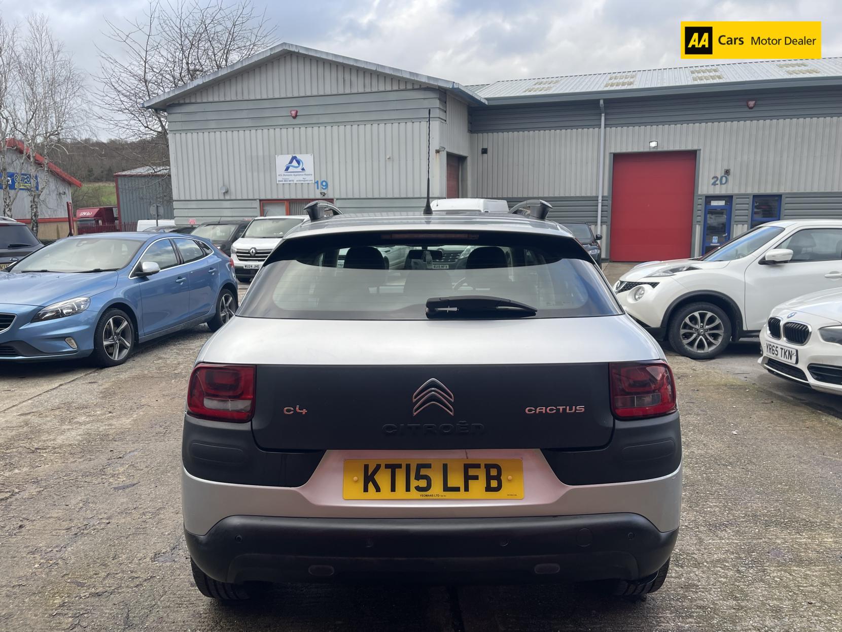 Citroen C4 Cactus 1.6 BlueHDi Feel Hatchback 5dr Diesel Manual Euro 6 (s/s) (100 ps)