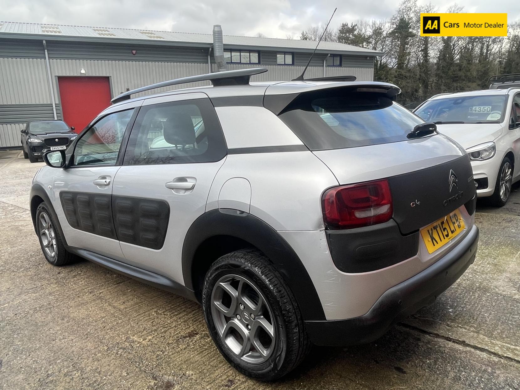 Citroen C4 Cactus 1.6 BlueHDi Feel Hatchback 5dr Diesel Manual Euro 6 (s/s) (100 ps)