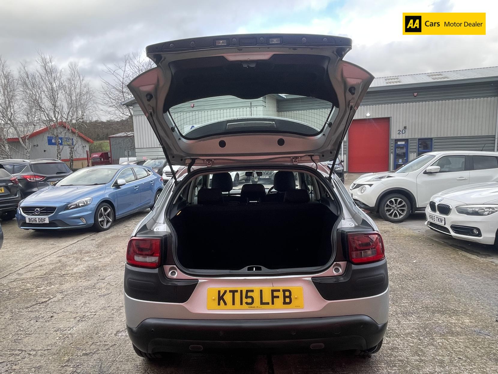 Citroen C4 Cactus 1.6 BlueHDi Feel Hatchback 5dr Diesel Manual Euro 6 (s/s) (100 ps)