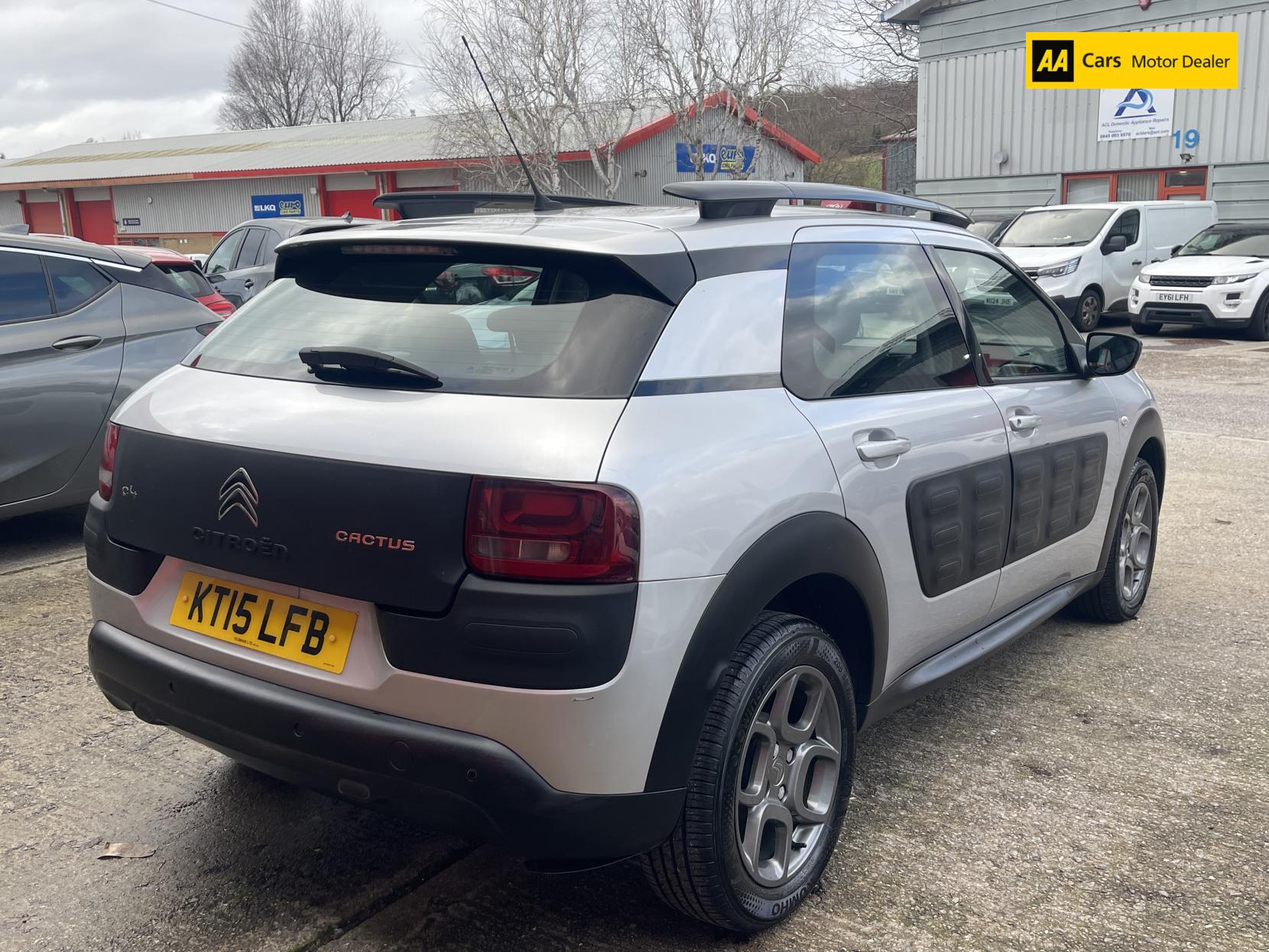 Citroen C4 Cactus 1.6 BlueHDi Feel Hatchback 5dr Diesel Manual Euro 6 (s/s) (100 ps)