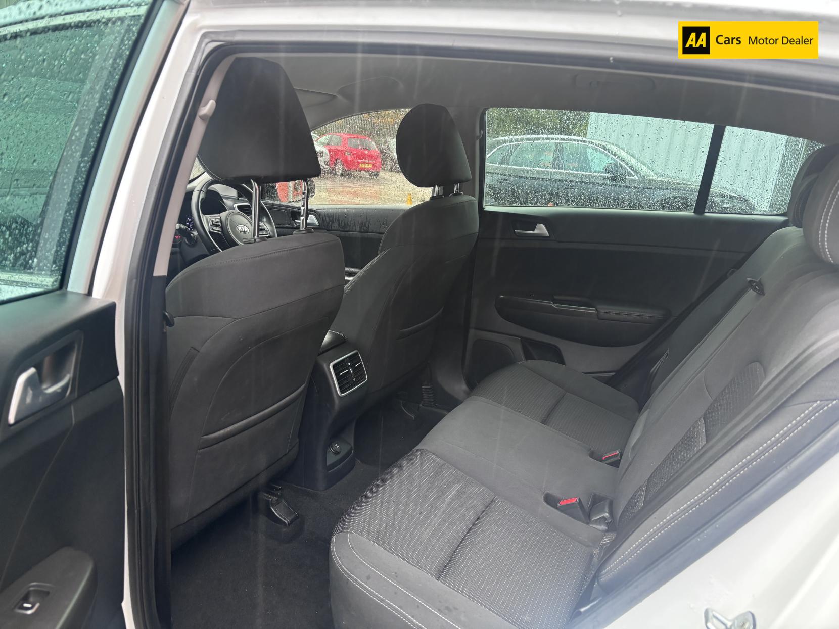 Kia Sportage 1.6 GDi 2 SUV 5dr Petrol Manual Euro 6 (s/s) (130 bhp)