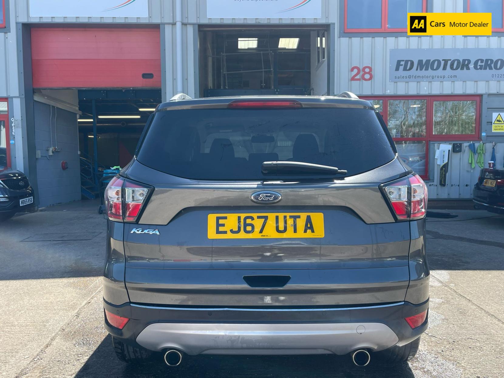 Ford Kuga 1.5 TDCi Titanium SUV 5dr Diesel Powershift Euro 6 (s/s) (120 ps)