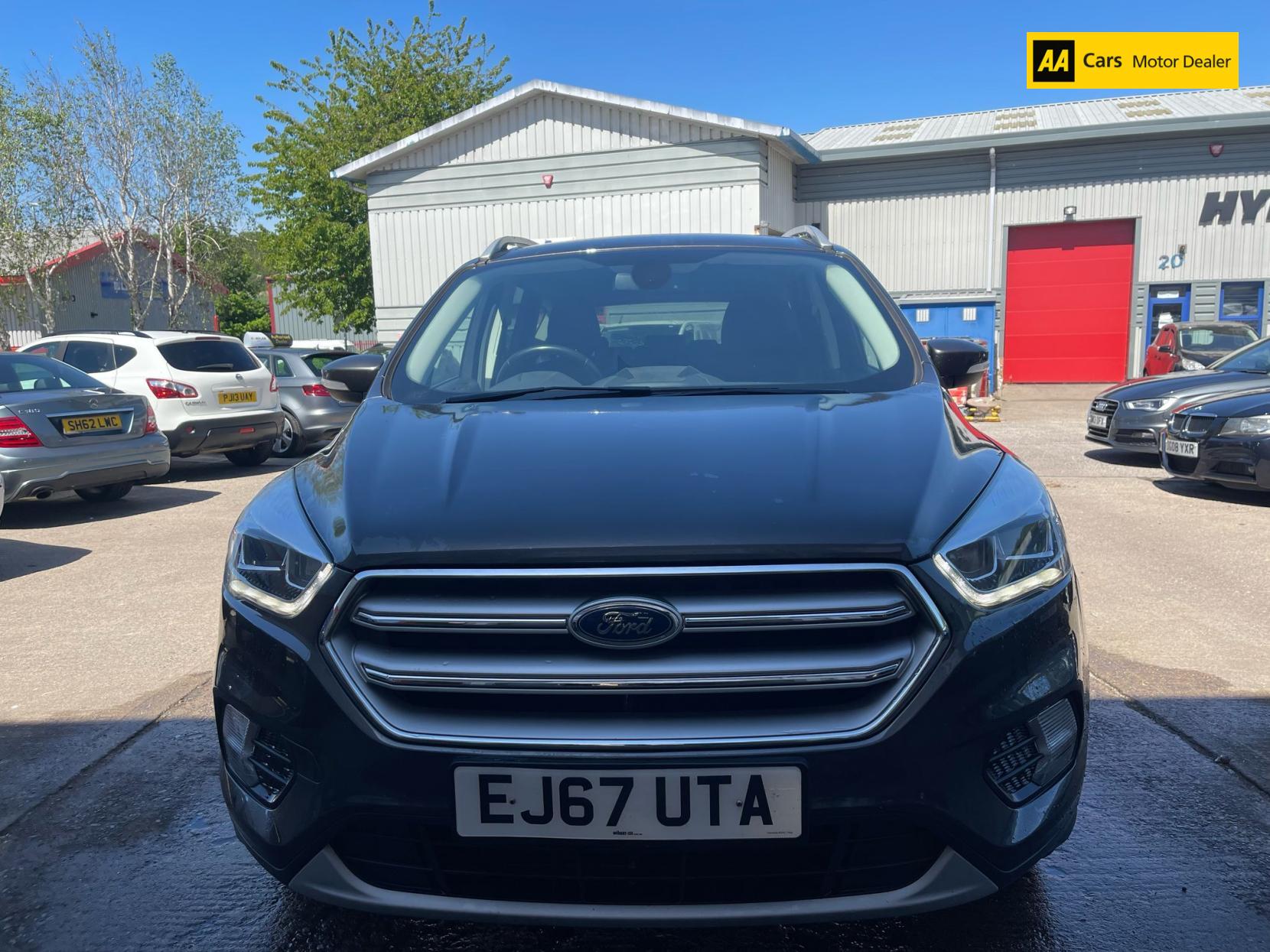 Ford Kuga 1.5 TDCi Titanium SUV 5dr Diesel Powershift Euro 6 (s/s) (120 ps)
