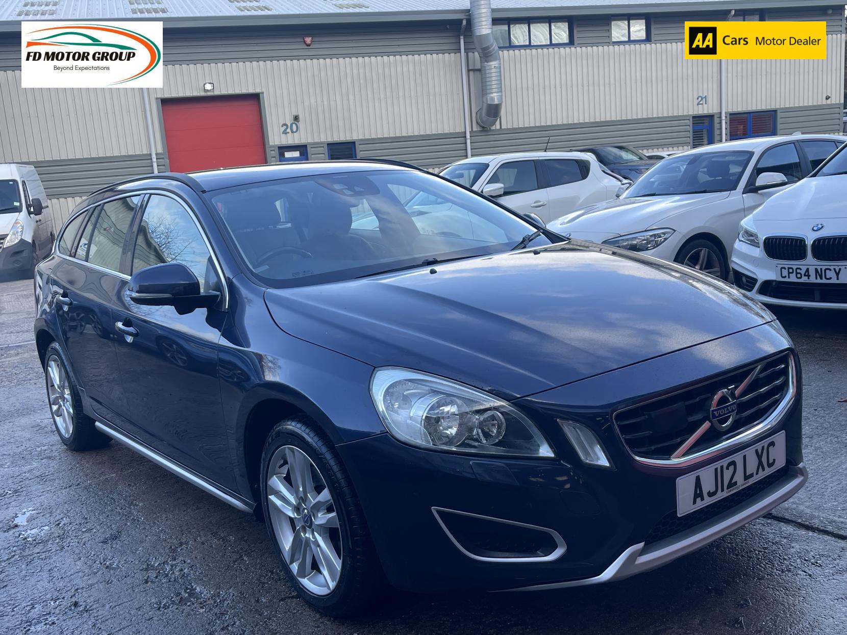 Volvo V60 1.6 D2 SE Nav Estate 5dr Diesel Powershift Euro 5 (s/s) (115 ps)