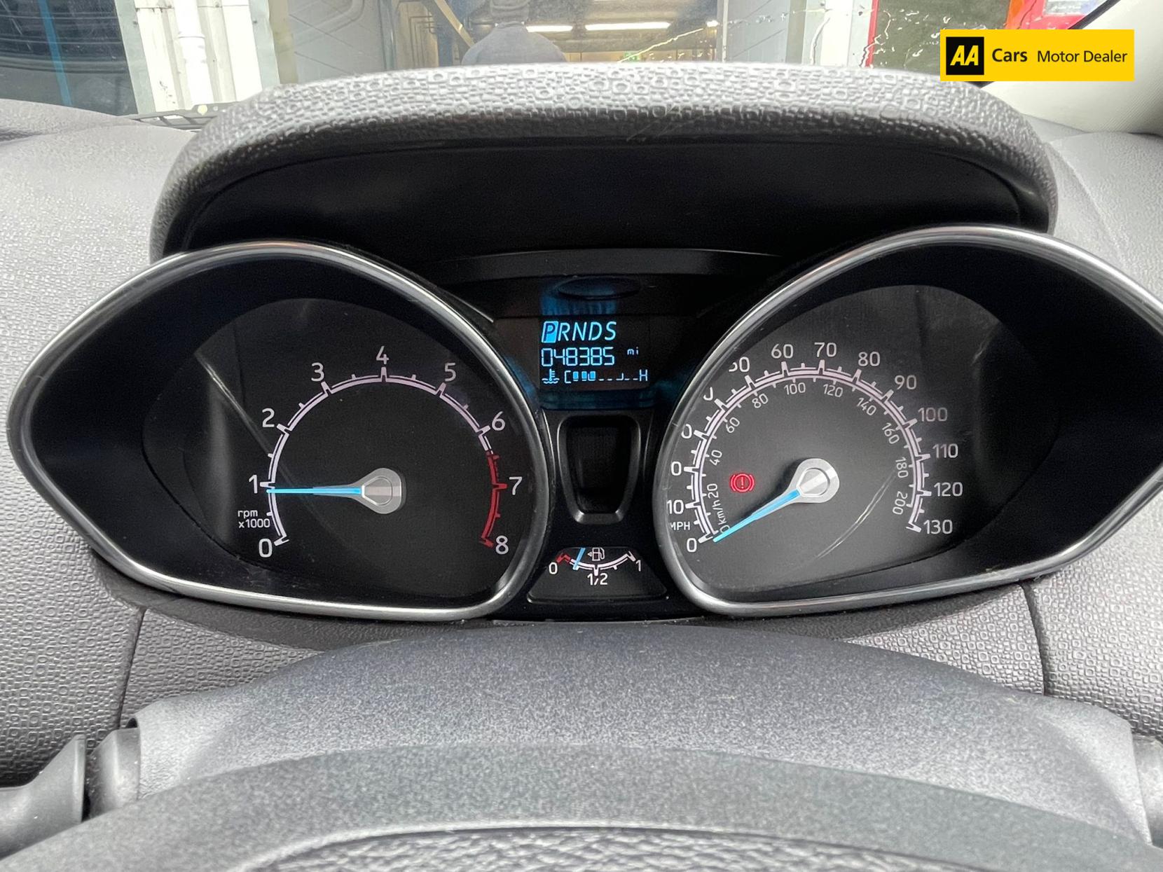 Ford EcoSport 1.5 Zetec SUV 5dr Petrol Powershift 2WD Euro 5 (112 ps)
