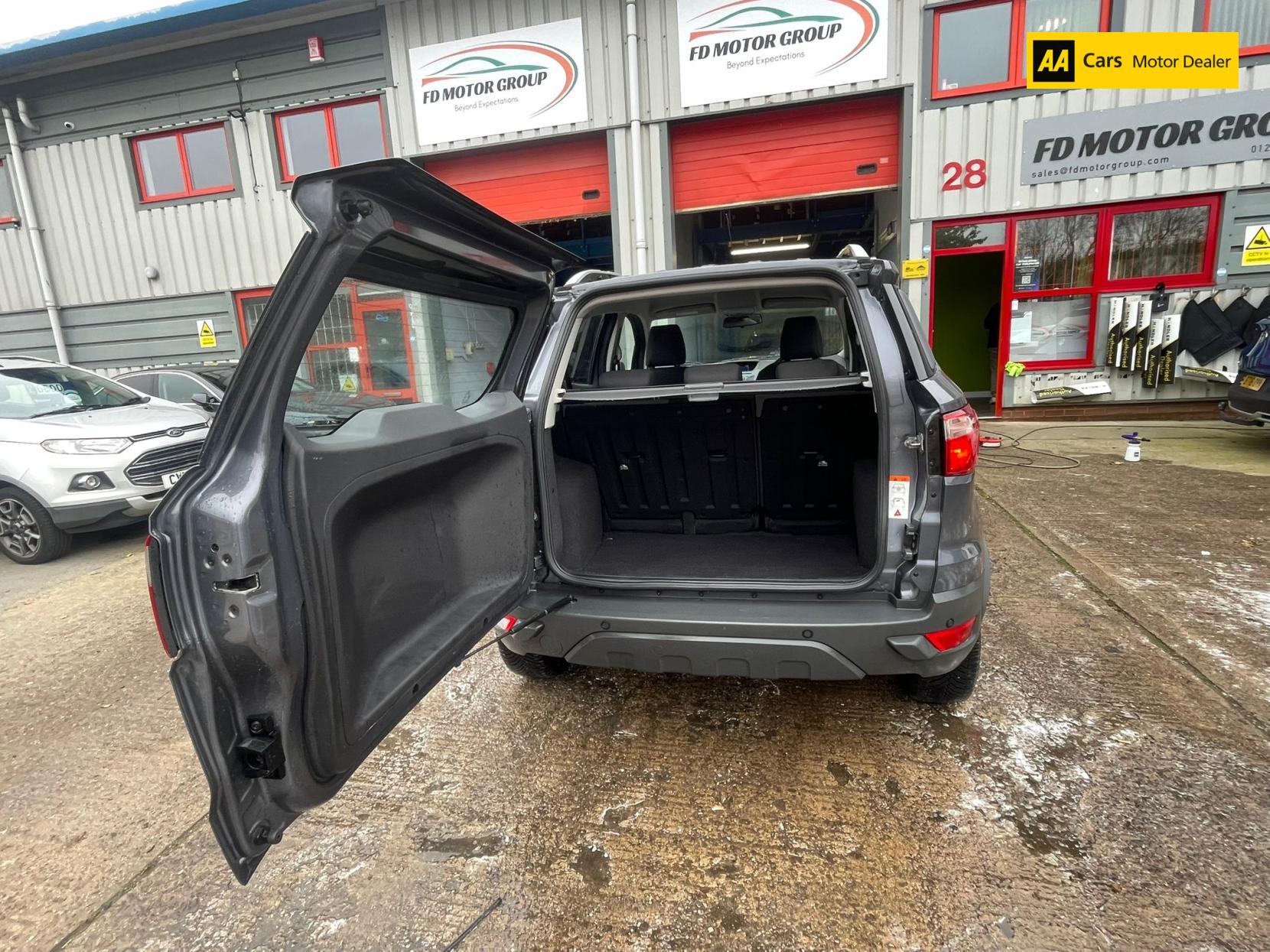 Ford EcoSport 1.5 Zetec SUV 5dr Petrol Powershift 2WD Euro 5 (112 ps)