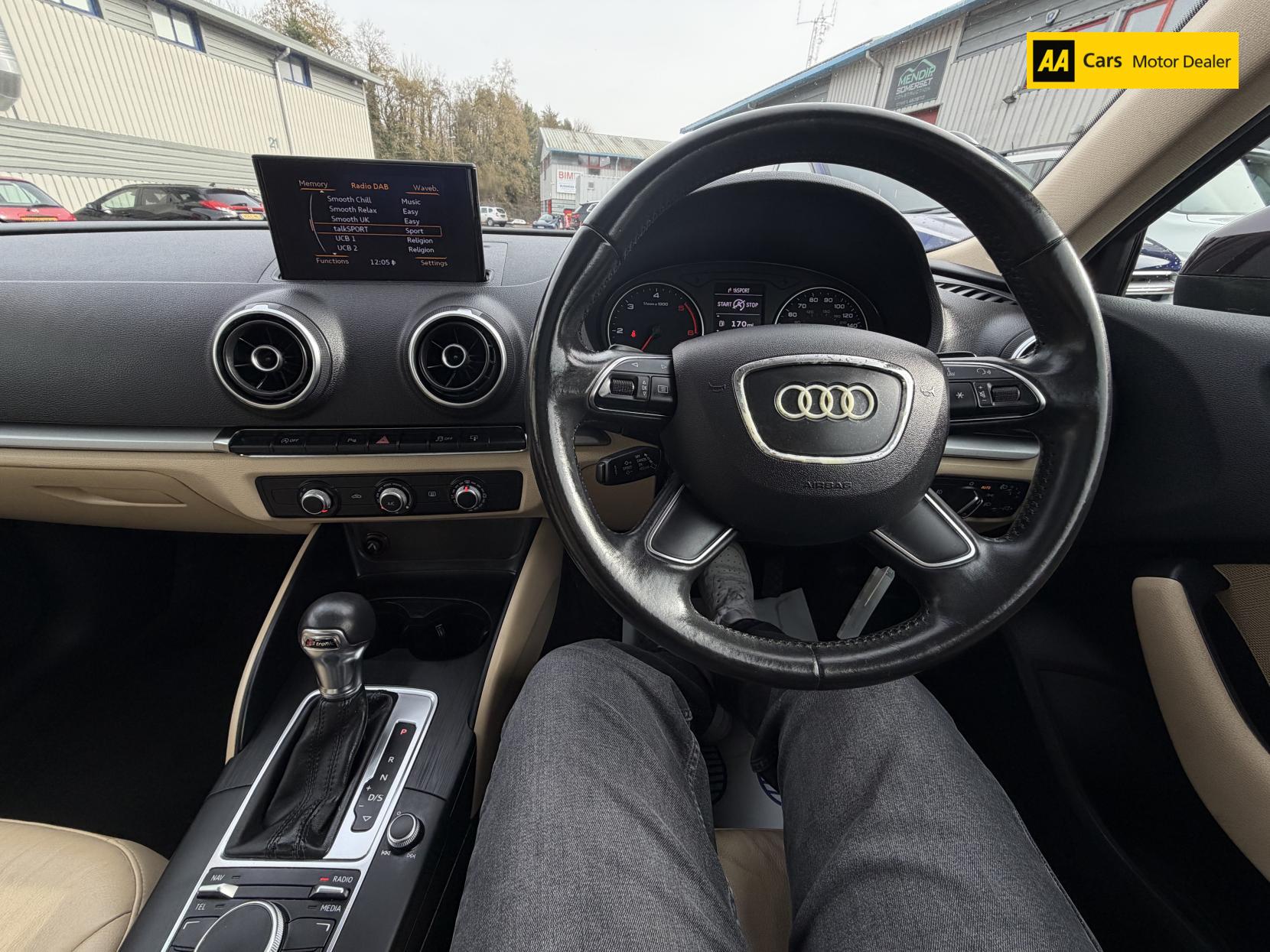 Audi A3 1.6 TDI SE Sportback 5dr Diesel S Tronic Euro 5 (s/s) (105 ps)