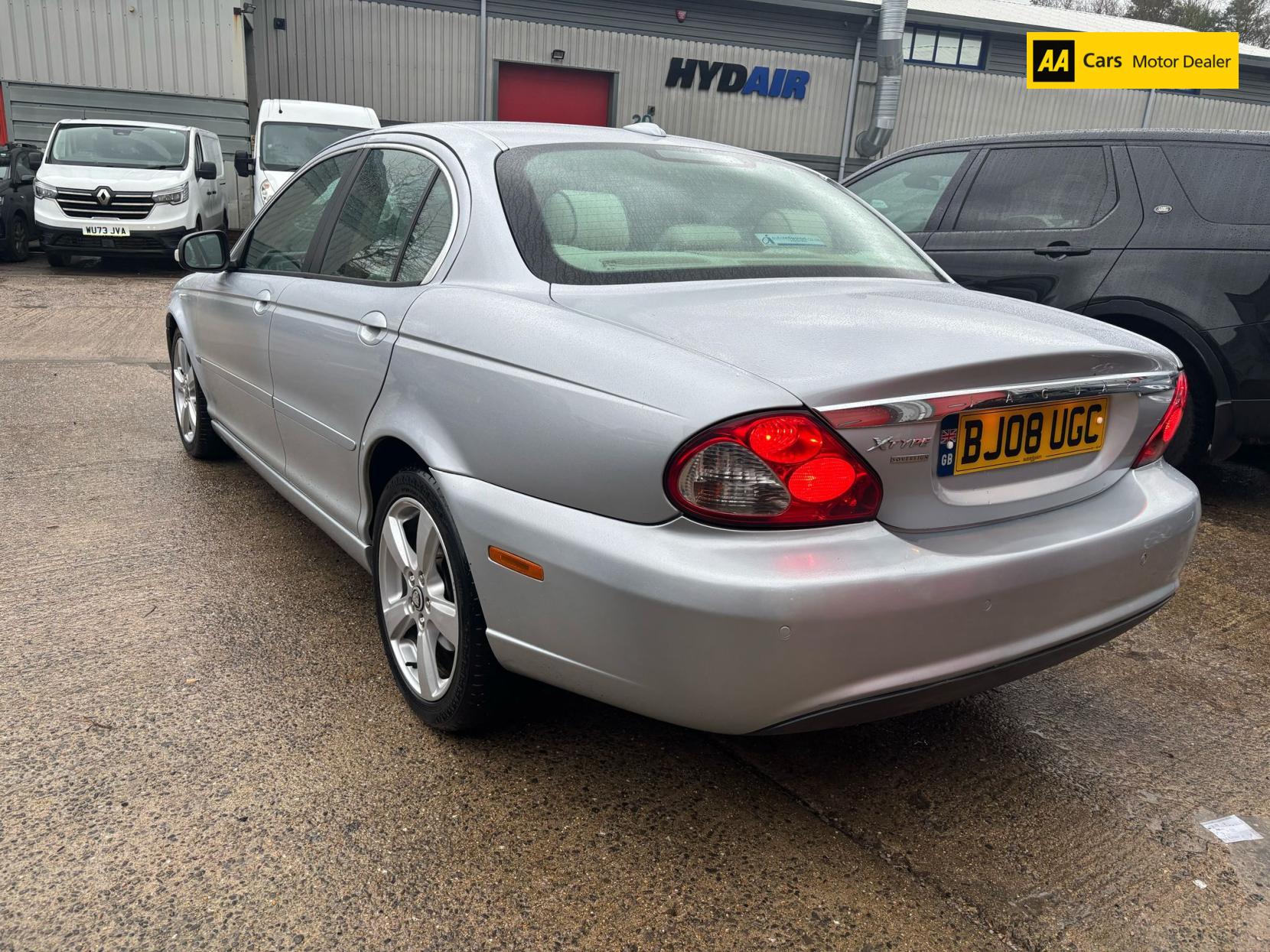 Jaguar X-Type 2.2D Sovereign Saloon 4dr Diesel Manual (159 g/km, 152 bhp)