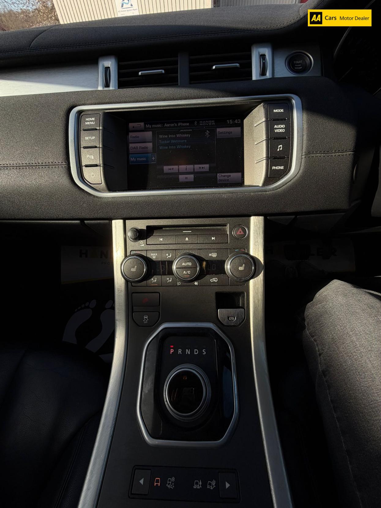 Land Rover Range Rover Evoque 2.2 SD4 Pure SUV 5dr Diesel Auto 4WD Euro 5 (190 ps)
