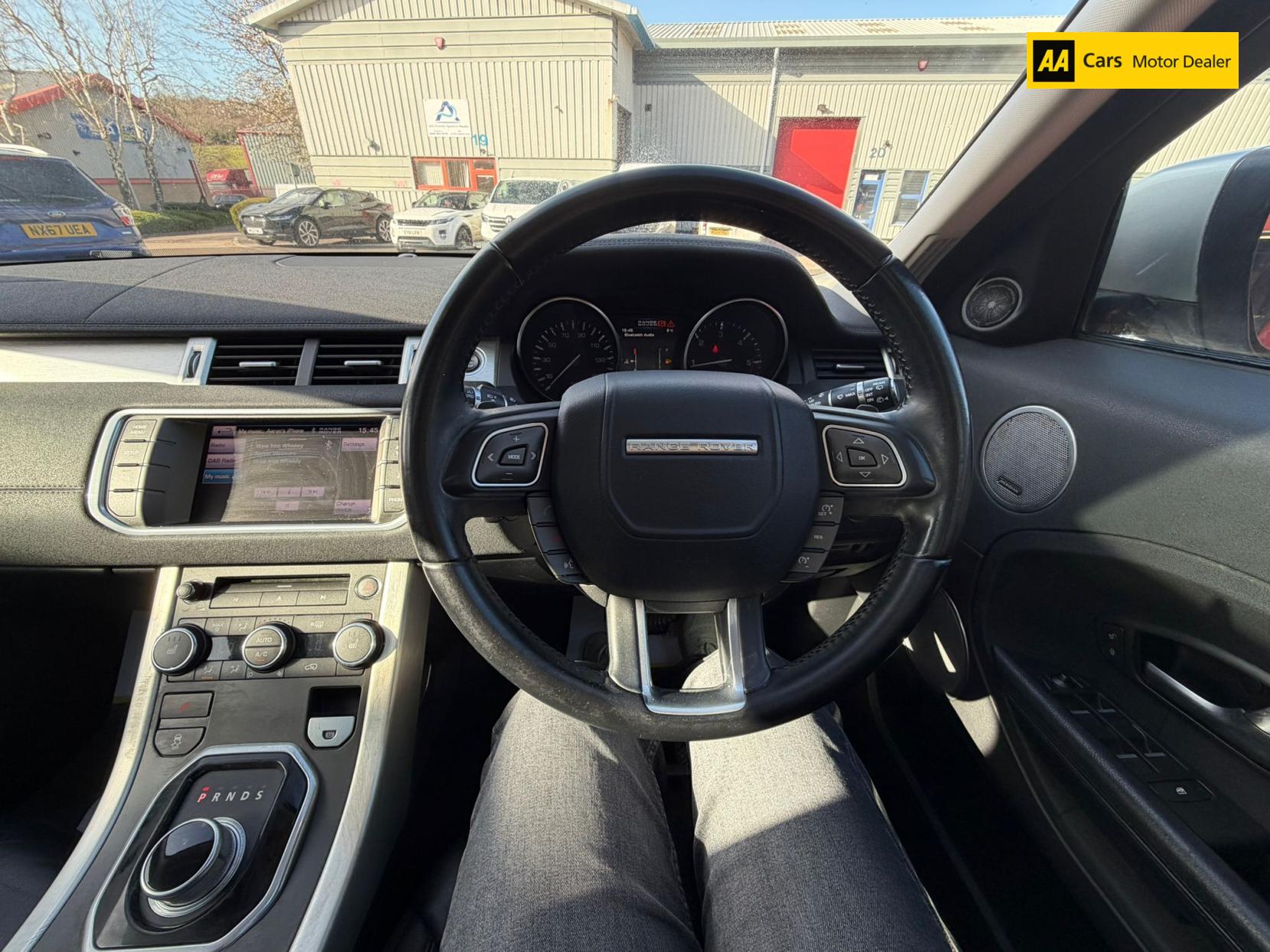 Land Rover Range Rover Evoque 2.2 SD4 Pure SUV 5dr Diesel Auto 4WD Euro 5 (190 ps)