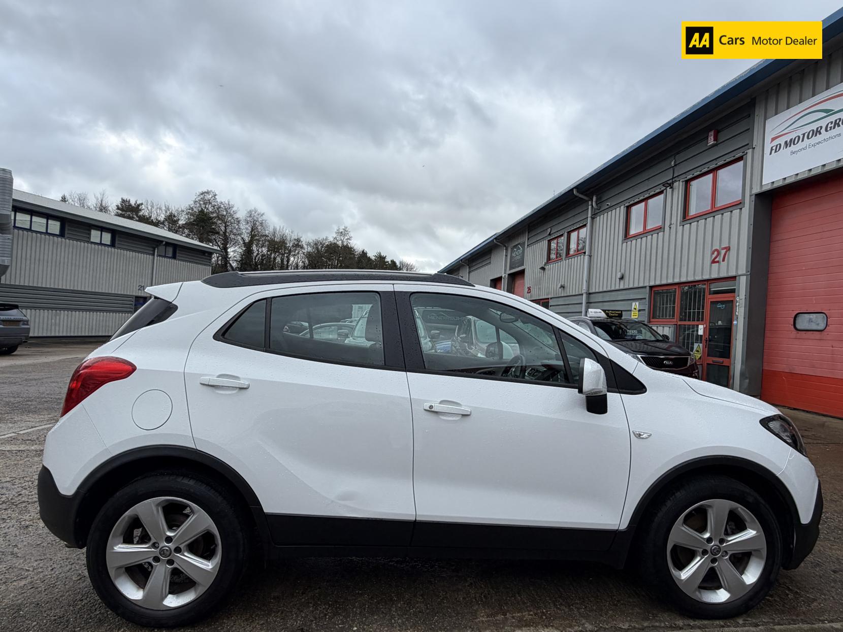 Vauxhall Mokka 1.6 CDTi Tech Line SUV 5dr Diesel Manual 2WD Euro 6 (s/s) (136 ps)