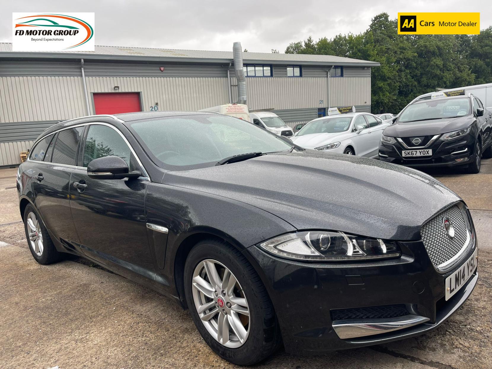 Jaguar XF 2.2d Luxury Sportbrake 5dr Diesel Auto Euro 5 (s/s) (163 ps)