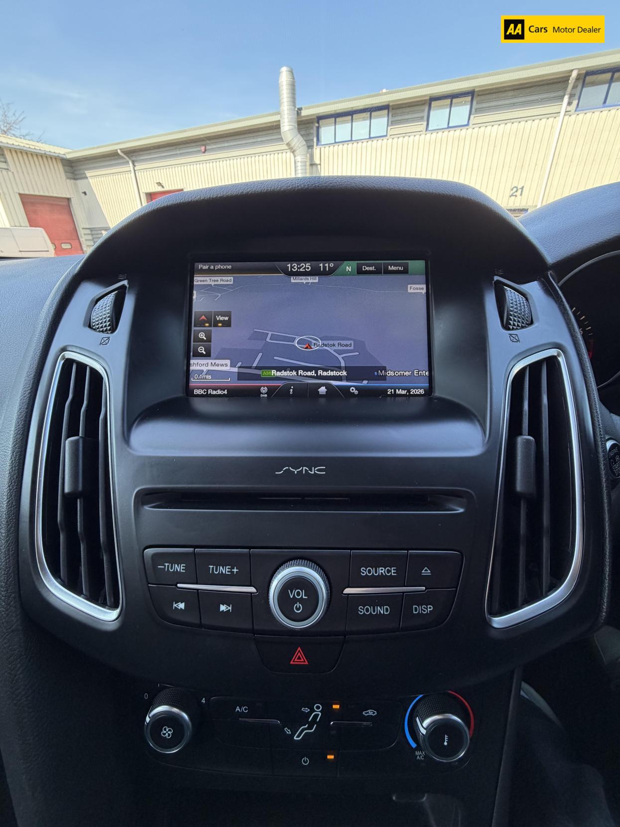 Ford Focus 1.0T EcoBoost Zetec S Hatchback 5dr Petrol Manual Euro 6 (s/s) (125 ps)