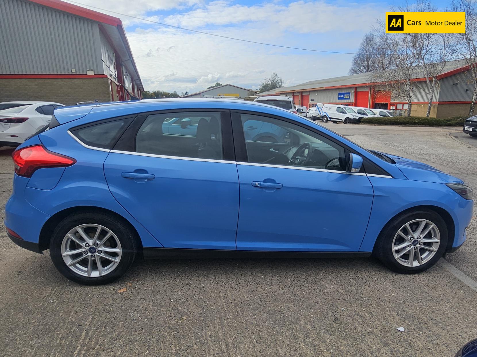 Ford Focus 1.5 TDCi Zetec Hatchback 5dr Diesel Manual Euro 6 (s/s) (120 ps)