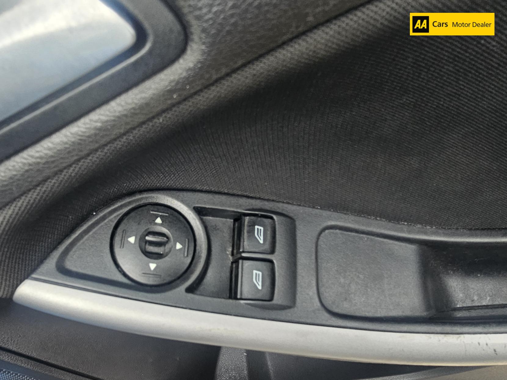 Ford Focus 1.5 TDCi Zetec Hatchback 5dr Diesel Manual Euro 6 (s/s) (120 ps)