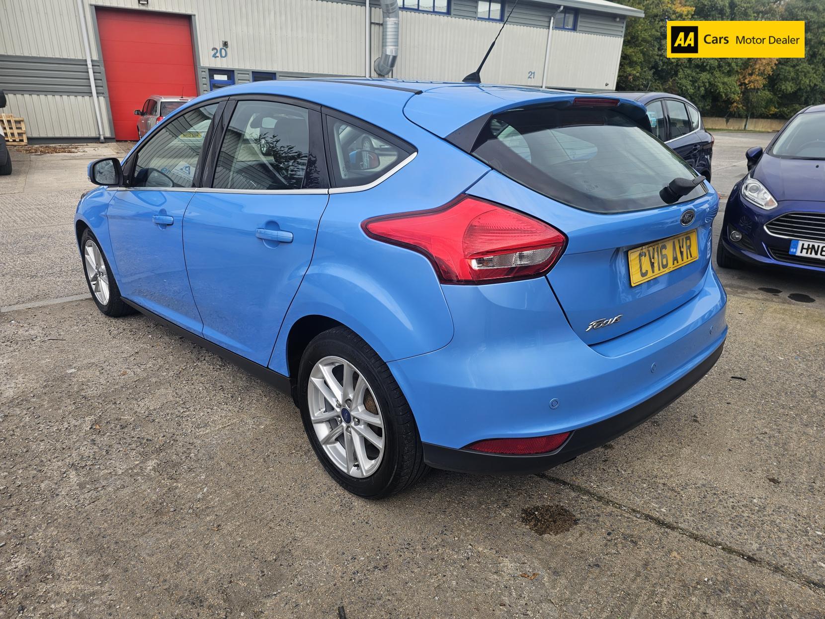 Ford Focus 1.5 TDCi Zetec Hatchback 5dr Diesel Manual Euro 6 (s/s) (120 ps)