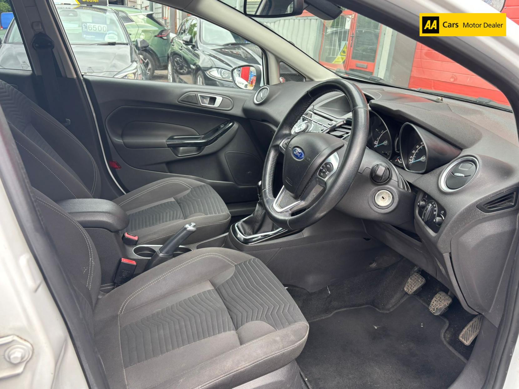 Ford Fiesta 1.0T EcoBoost Titanium Hatchback 5dr Petrol Manual Euro 5 (s/s) (100 ps)