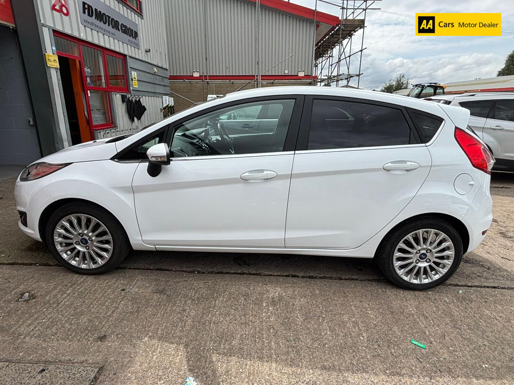 Ford Fiesta 1.0T EcoBoost Titanium Hatchback 5dr Petrol Manual Euro 5 (s/s) (100 ps)