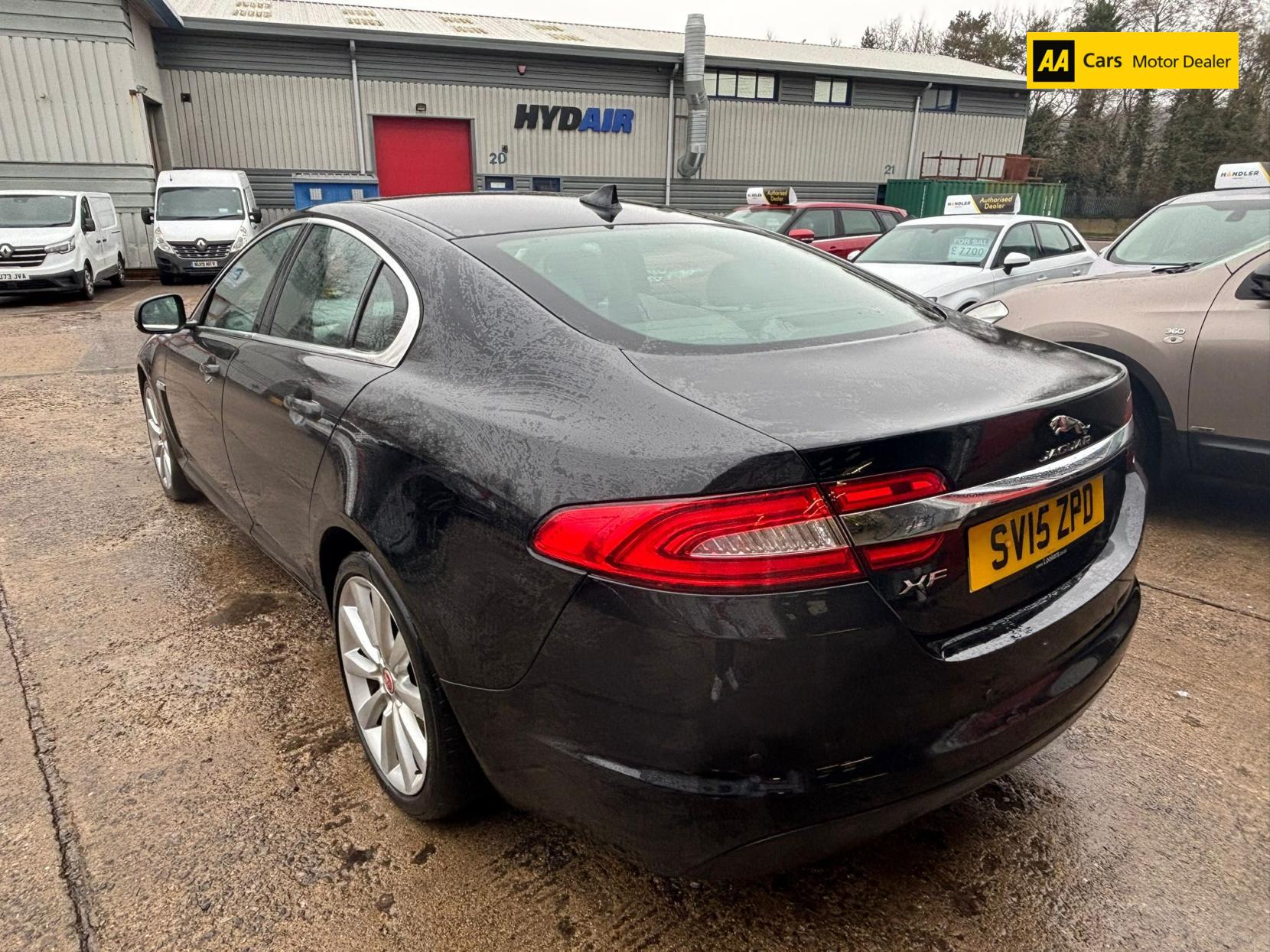 Jaguar XF 2.2d Portfolio Saloon 4dr Diesel Auto Euro 5 (s/s) (200 ps)