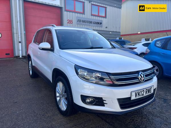 Volkswagen Tiguan 2.0 TDI BlueMotion Tech Sport SUV 5dr Diesel DSG 4WD Euro 5 (s/s) (140 ps)