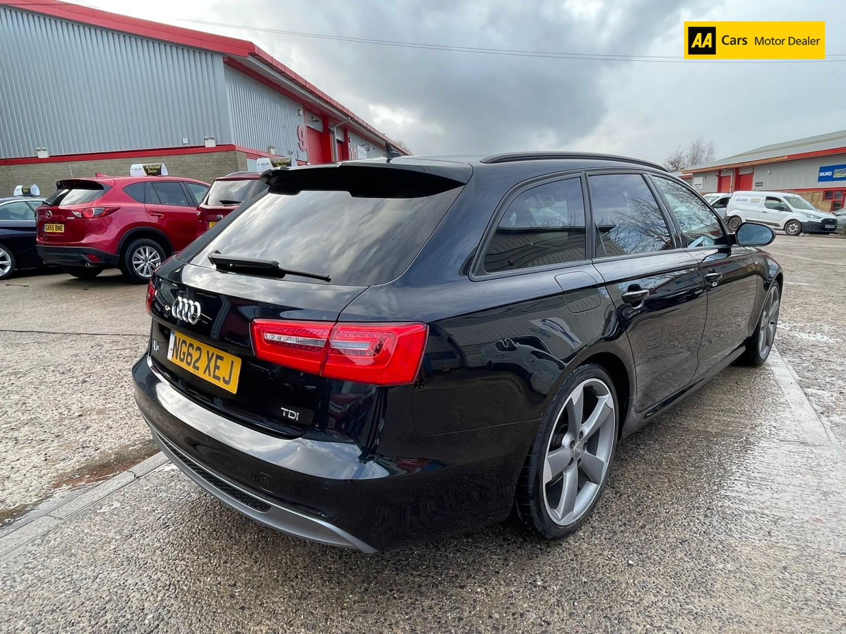 Audi A6 Avant 2.0 TDI Black Edition Estate 5dr Diesel Multitronic Euro 5 (s/s) (177 ps)