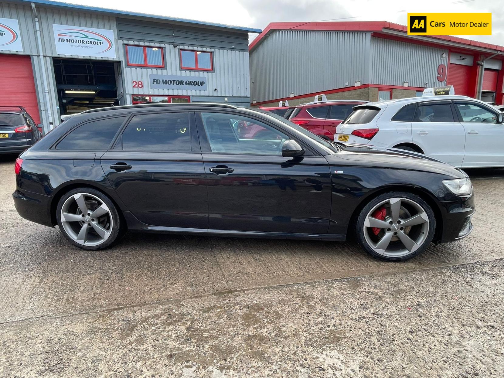 Audi A6 Avant 2.0 TDI Black Edition Estate 5dr Diesel Multitronic Euro 5 (s/s) (177 ps)