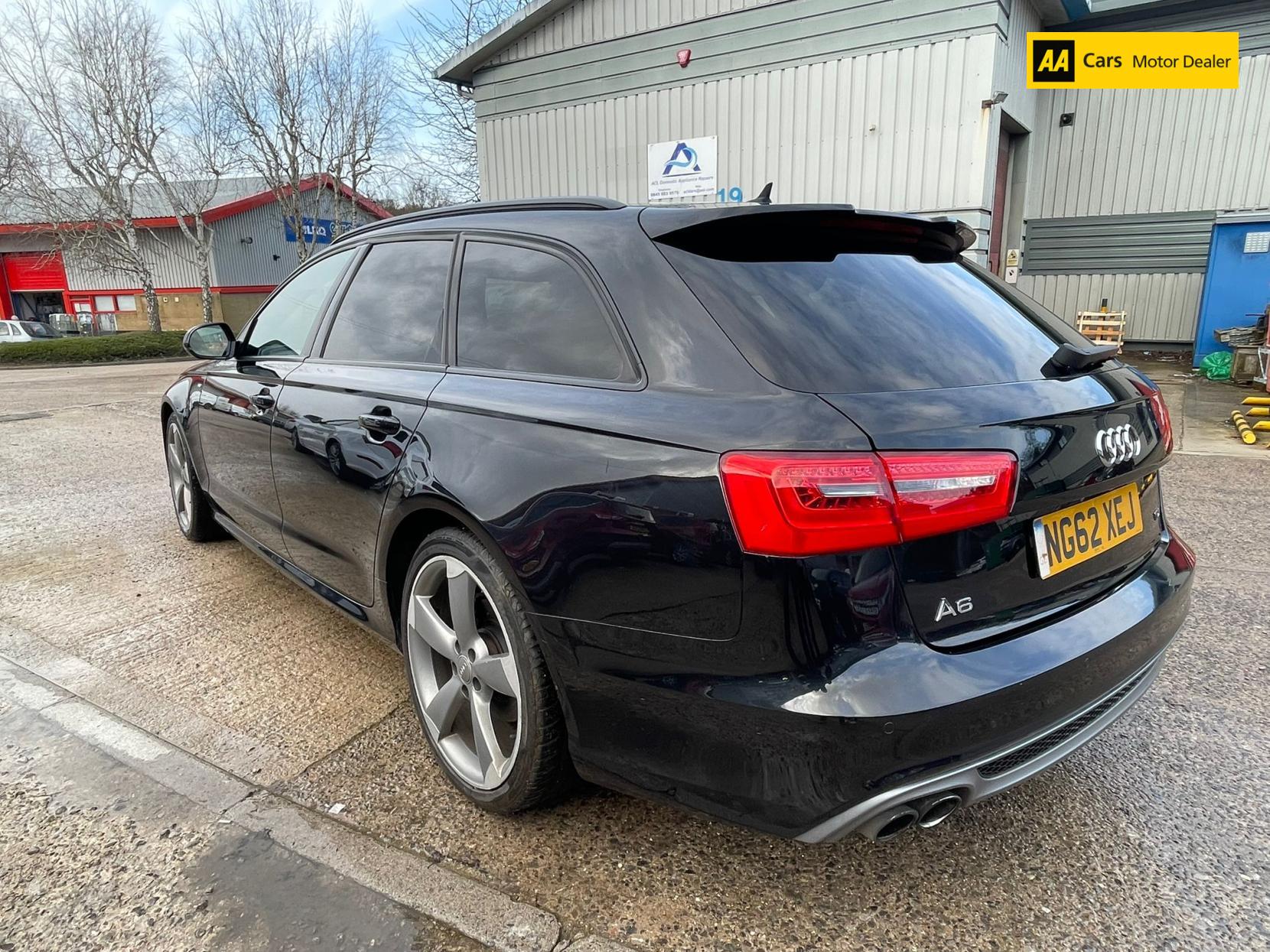 Audi A6 Avant 2.0 TDI Black Edition Estate 5dr Diesel Multitronic Euro 5 (s/s) (177 ps)