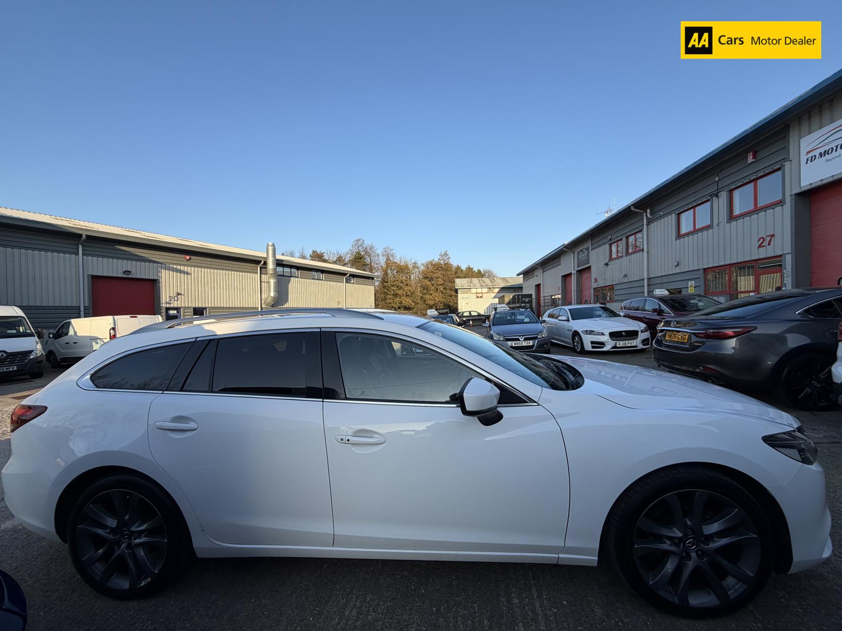 Mazda Mazda6 2.2 SKYACTIV-D Sport Nav Tourer 5dr Diesel Manual Euro 6 (s/s) (175 ps)