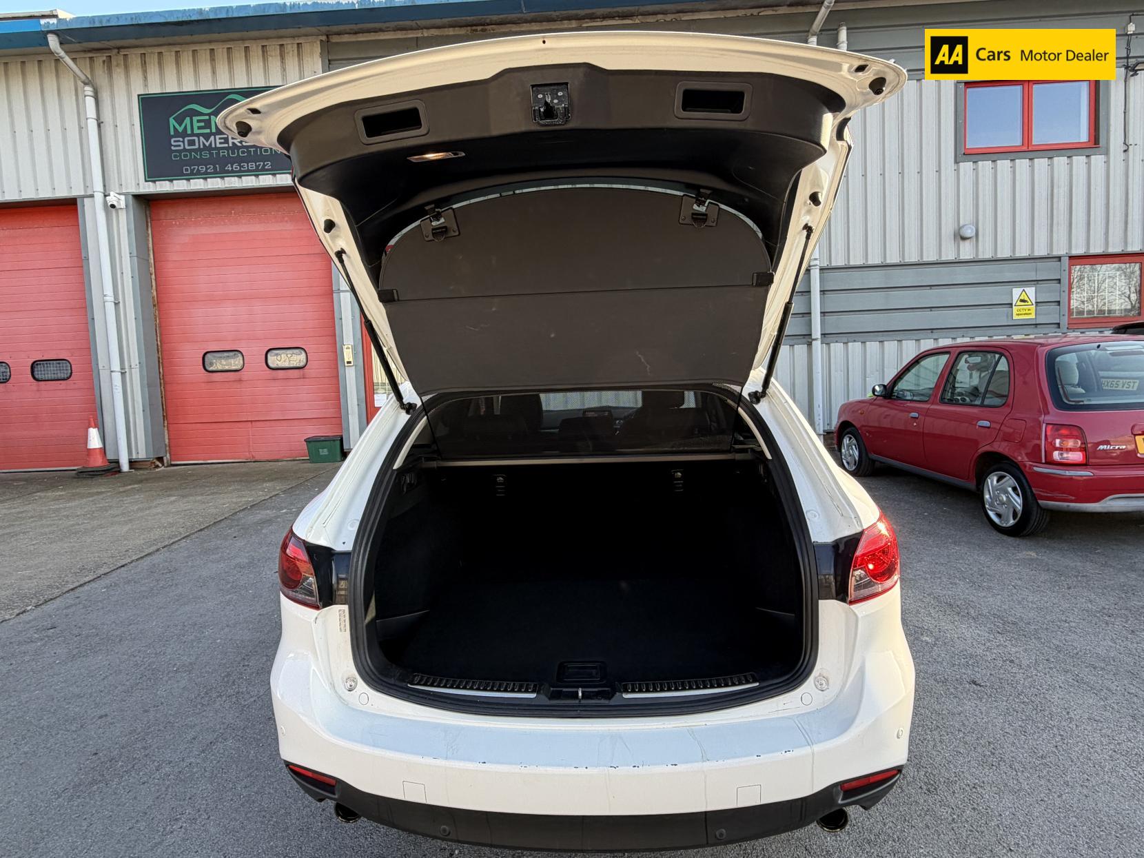 Mazda Mazda6 2.2 SKYACTIV-D Sport Nav Tourer 5dr Diesel Manual Euro 6 (s/s) (175 ps)