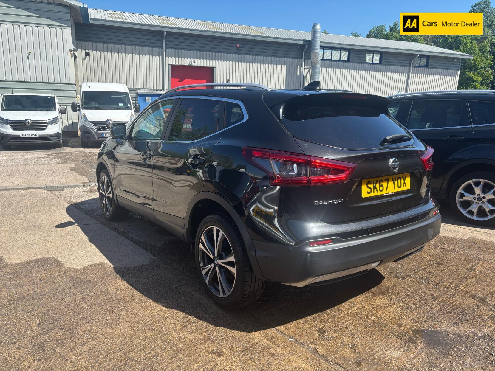 Nissan Qashqai 1.2 DIG-T N-Connecta SUV 5dr Petrol Manual Euro 6 (s/s) (115 ps)
