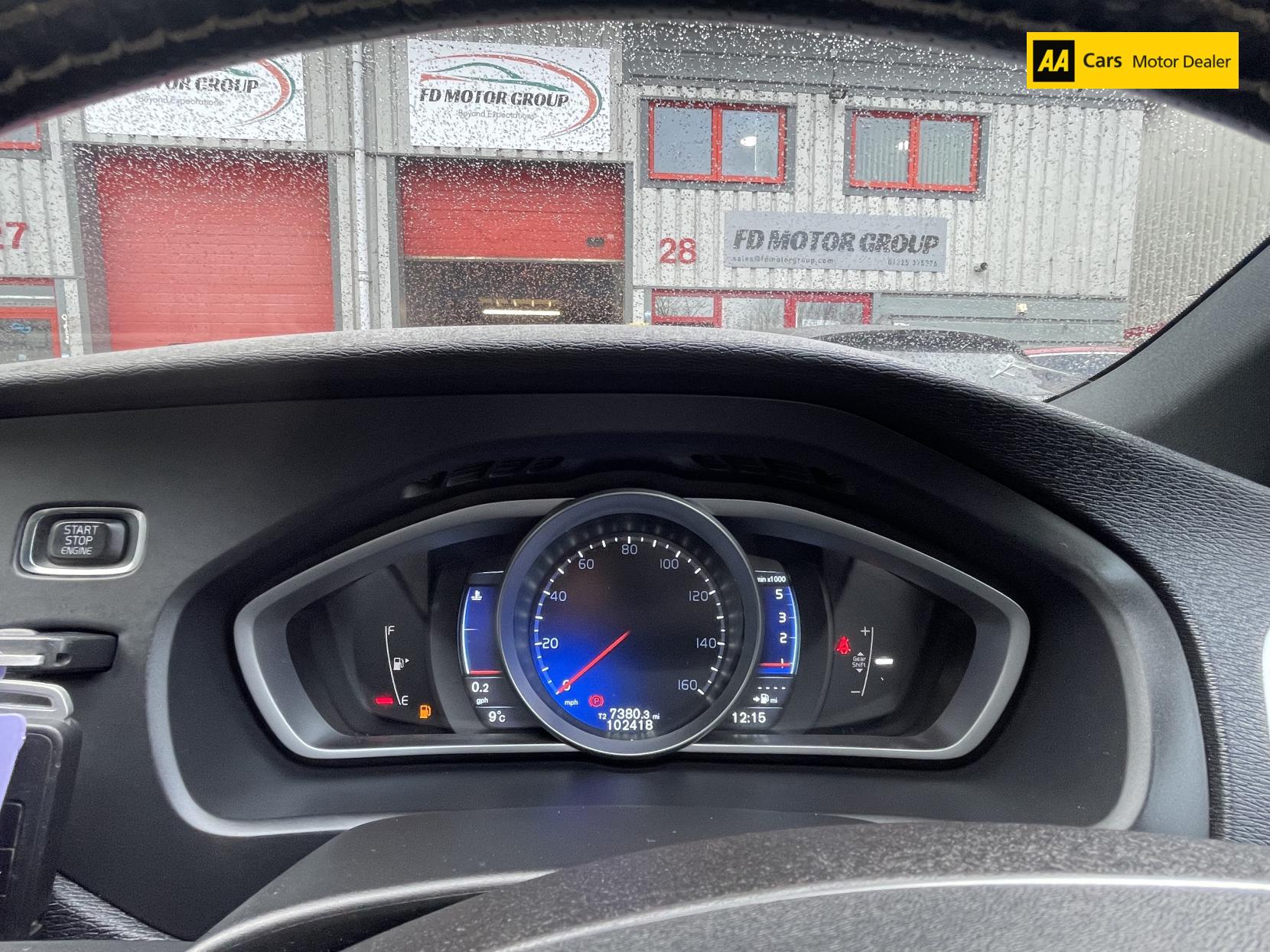 Volvo V40 2.0 D3 R-Design Nav Hatchback 5dr Diesel Manual Euro 6 (s/s) (150 ps)