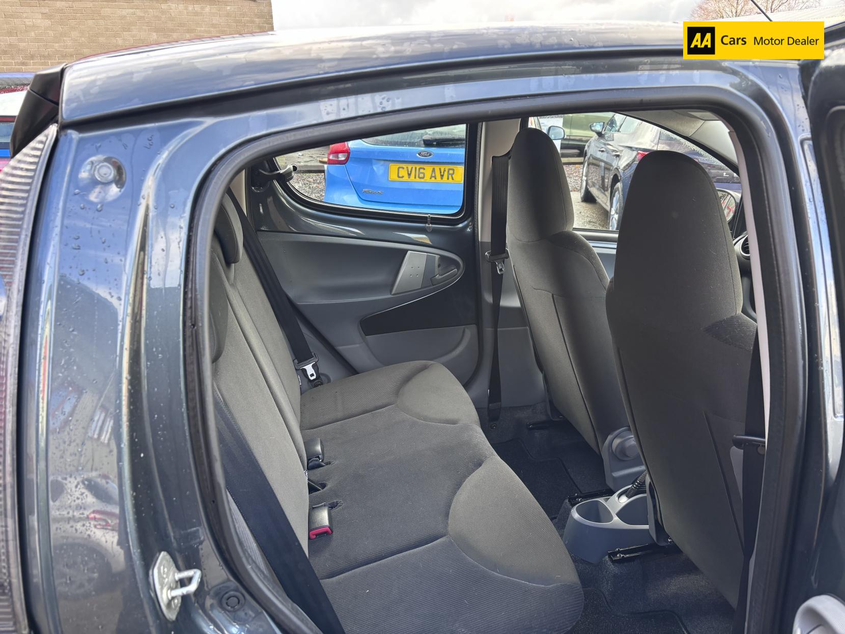 Citroen C1 1.0i Rhythm Hatchback 5dr Petrol Manual Euro 4 (67 ps)