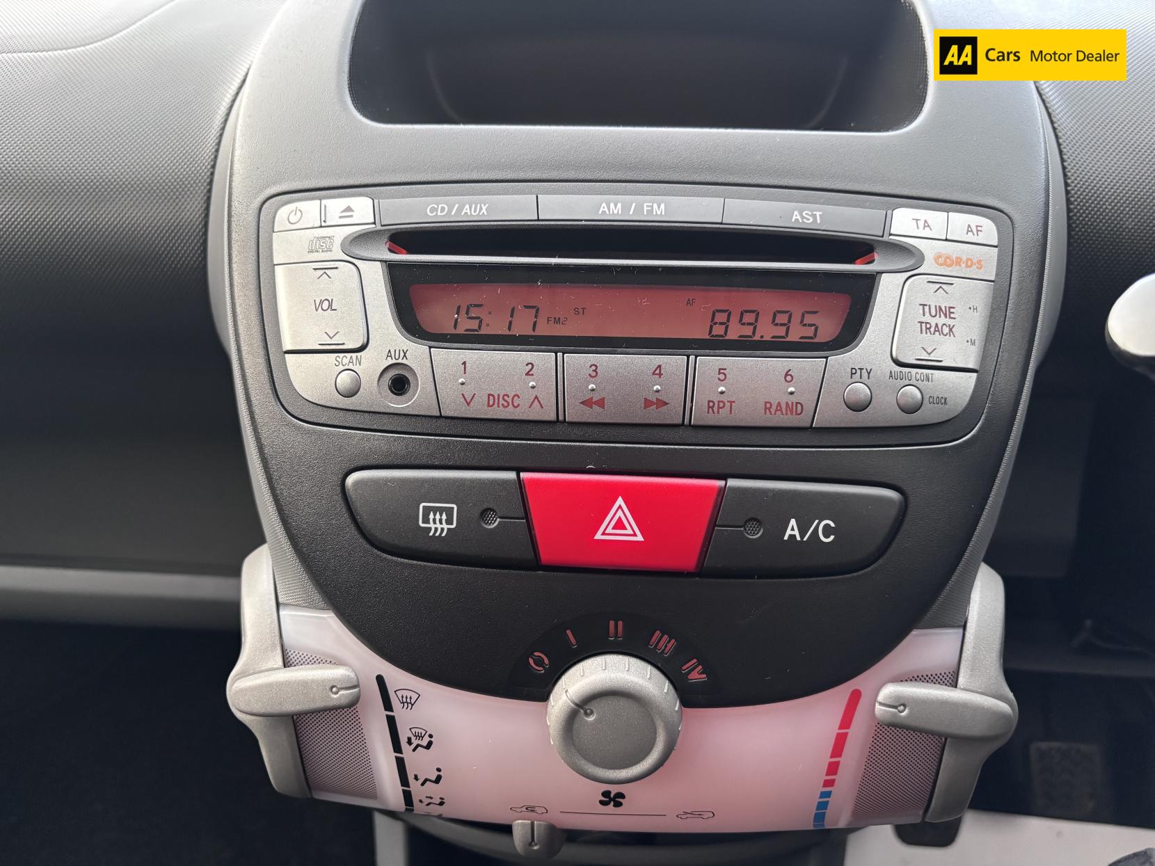 Citroen C1 1.0i Rhythm Hatchback 5dr Petrol Manual Euro 4 (67 ps)