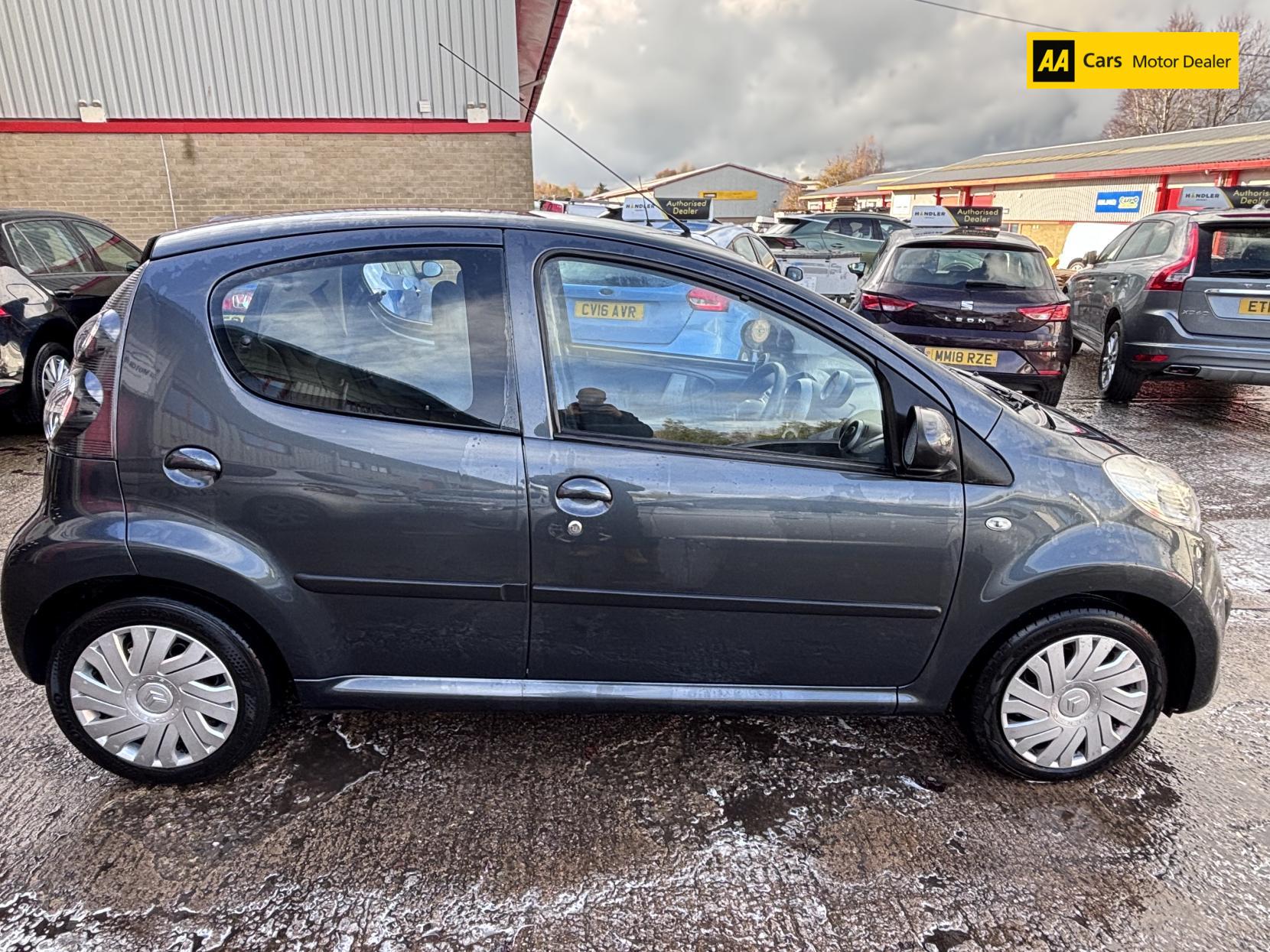 Citroen C1 1.0i Rhythm Hatchback 5dr Petrol Manual Euro 4 (67 ps)