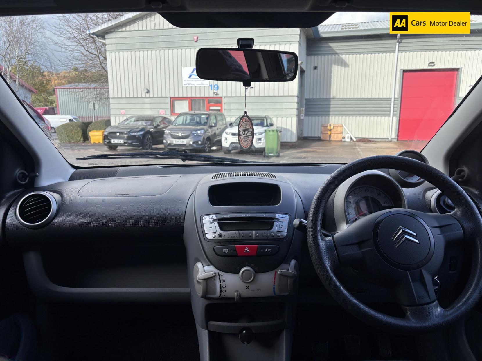 Citroen C1 1.0i Rhythm Hatchback 5dr Petrol Manual Euro 4 (67 ps)