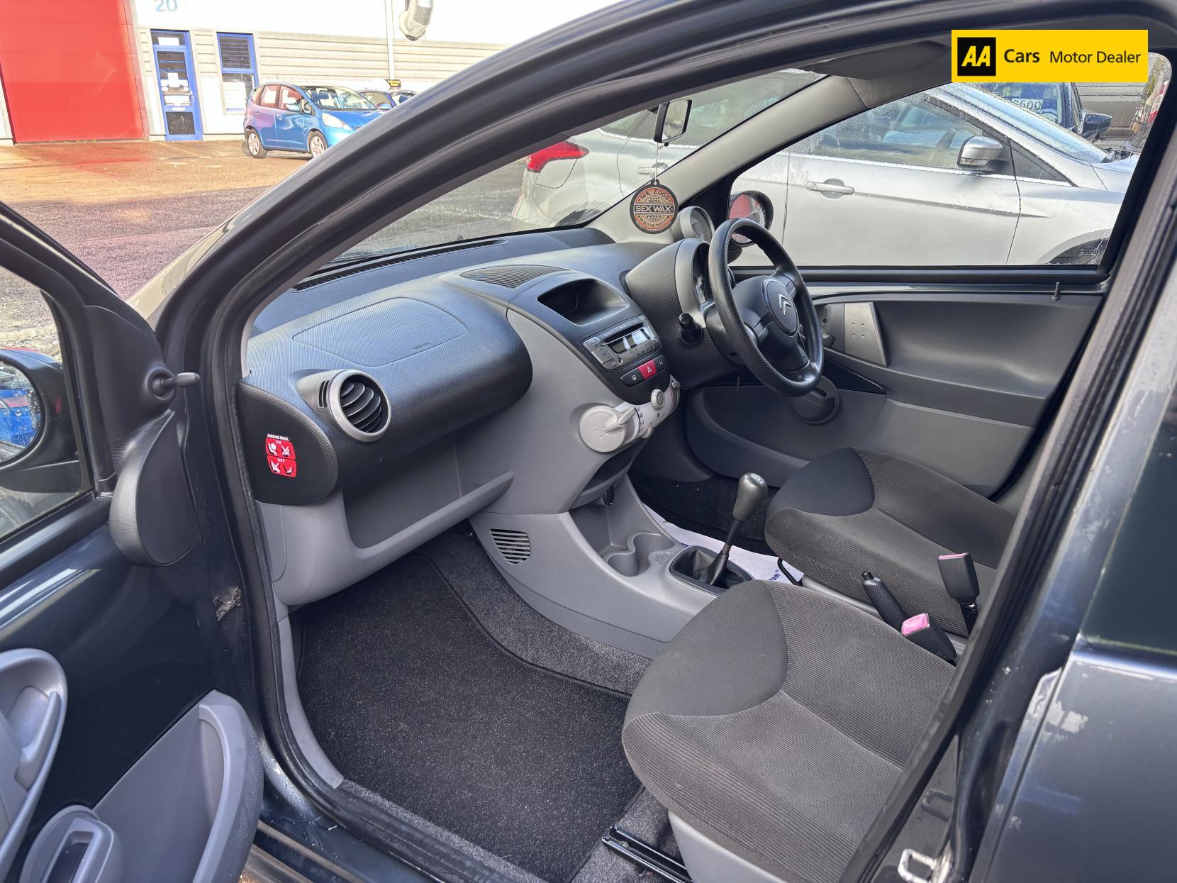 Citroen C1 1.0i Rhythm Hatchback 5dr Petrol Manual Euro 4 (67 ps)