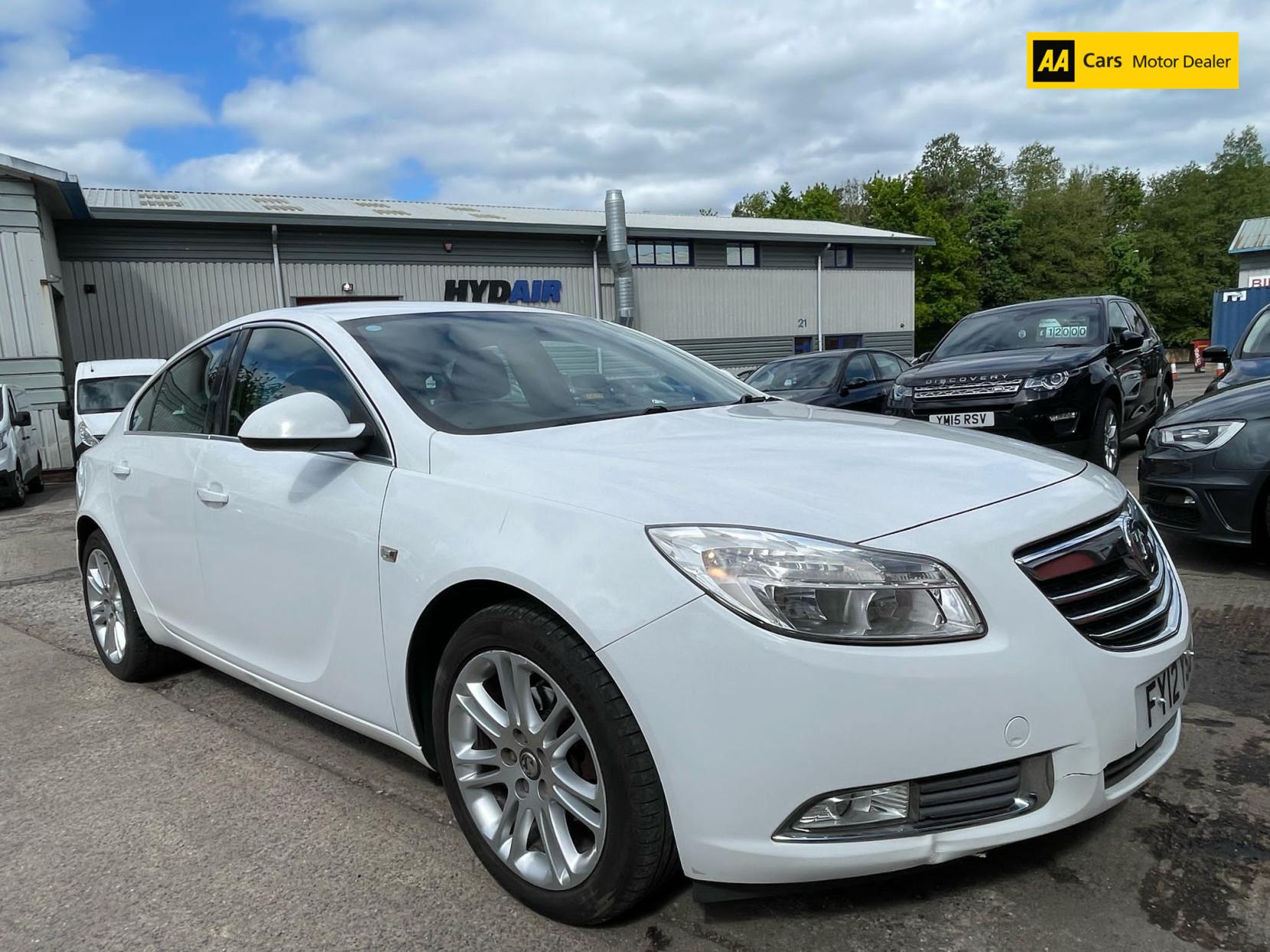 Vauxhall Insignia 1.8 16V Exclusiv Hatchback 5dr Petrol Manual Euro 5 (140 ps)