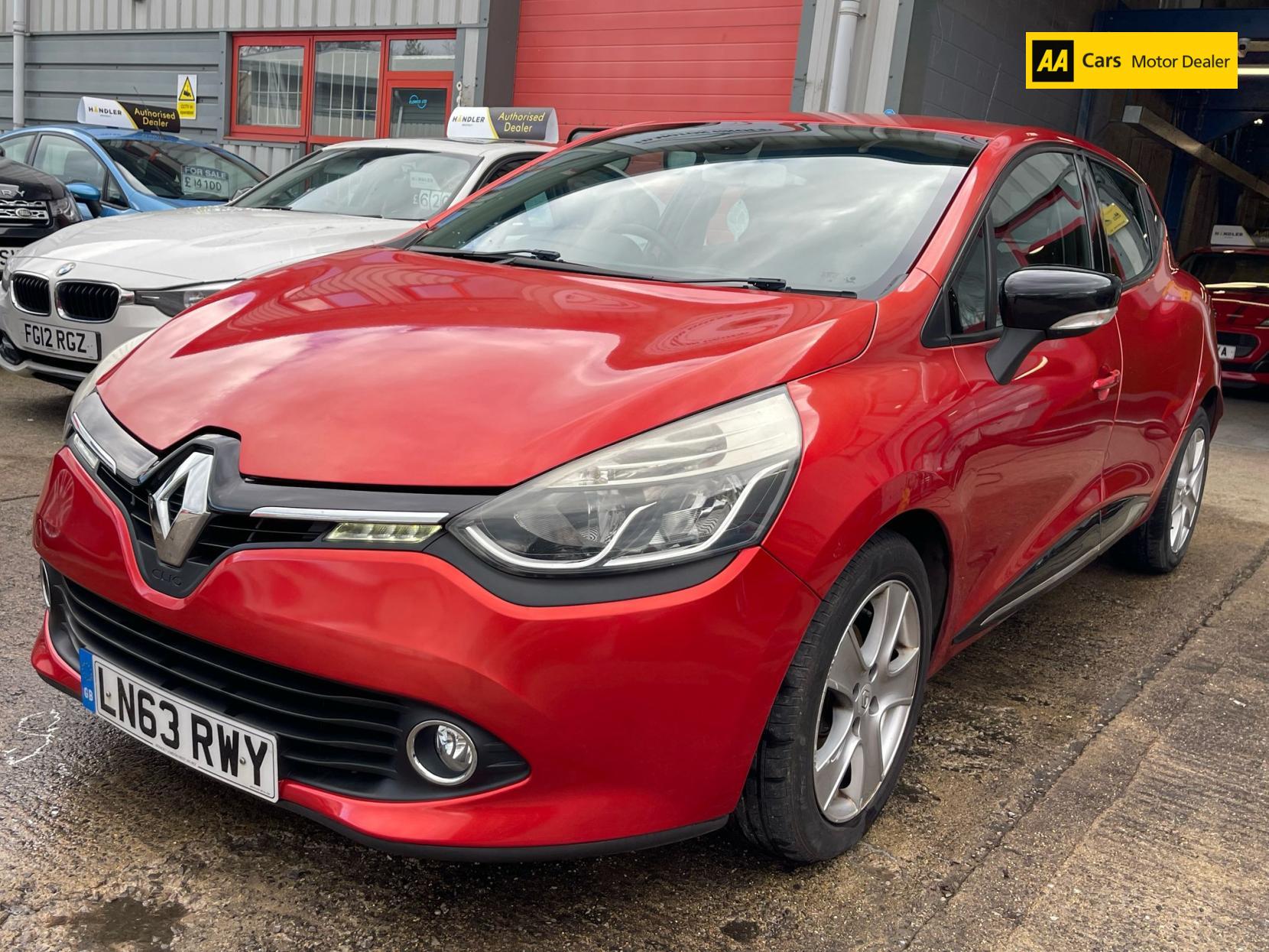 Renault Clio 1.5 dCi Dynamique MediaNav Hatchback 5dr Diesel Manual Euro 5 (s/s) (90 ps)