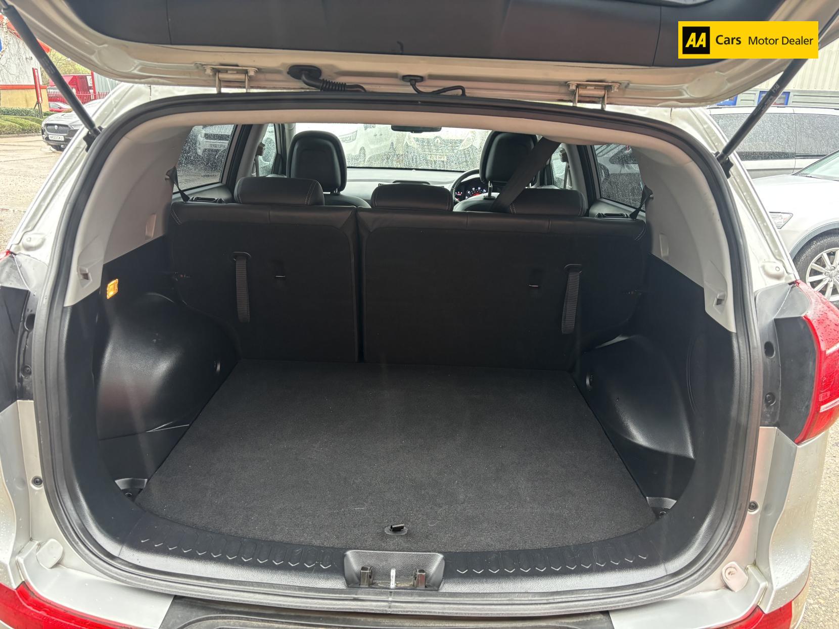 Kia Sportage 2.0 CRDi KX-3 SUV 5dr Diesel Manual AWD Euro 5 (134 bhp)