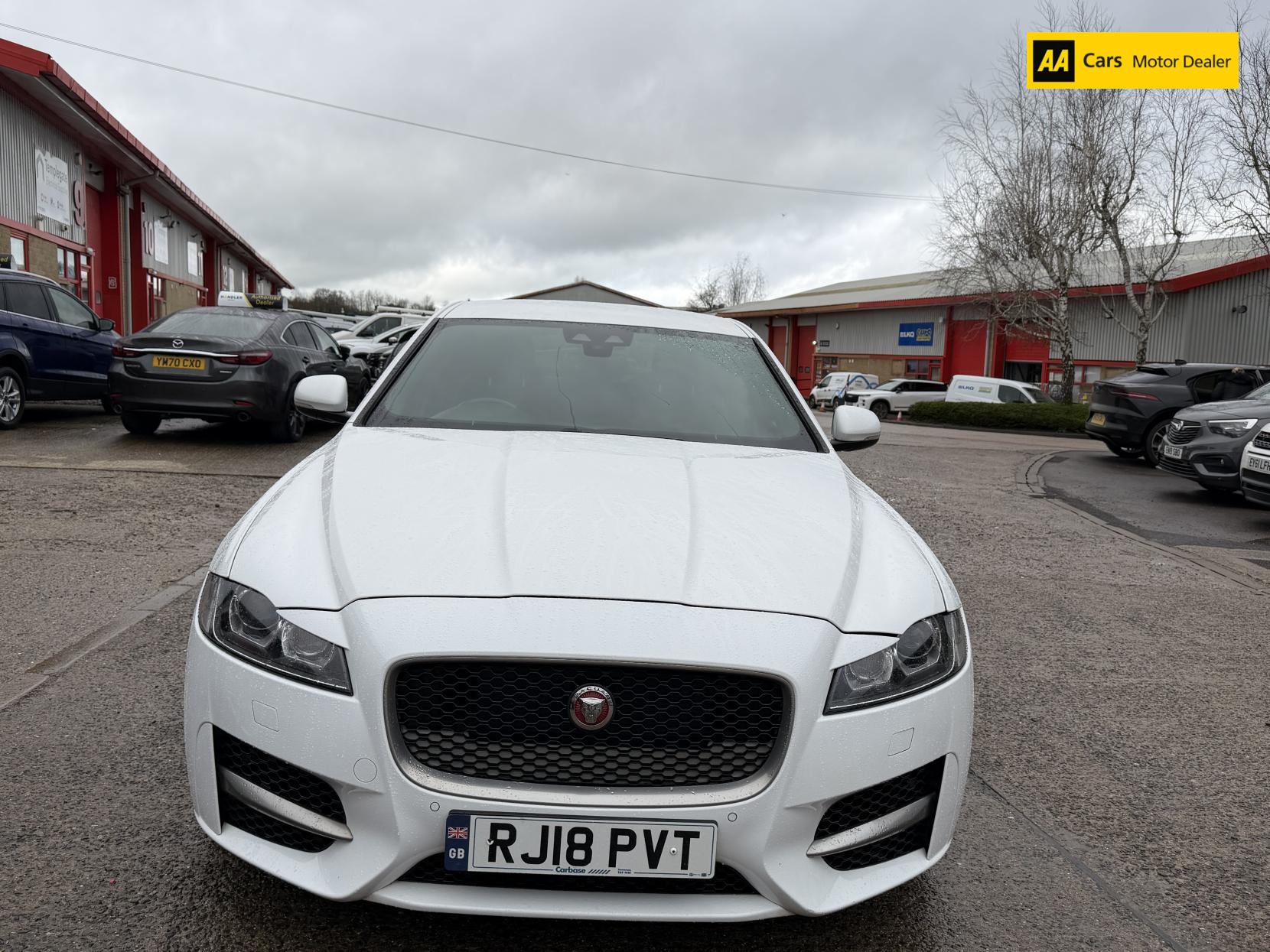 Jaguar XF 2.0d R-Sport Saloon 4dr Diesel Auto Euro 6 (s/s) (163 ps)