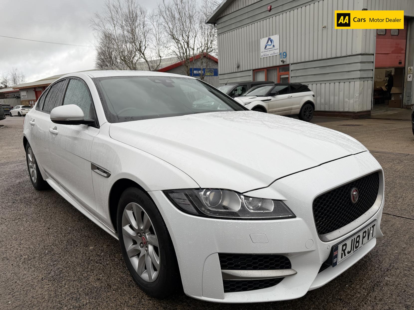 Jaguar XF 2.0d R-Sport Saloon 4dr Diesel Auto Euro 6 (s/s) (163 ps)