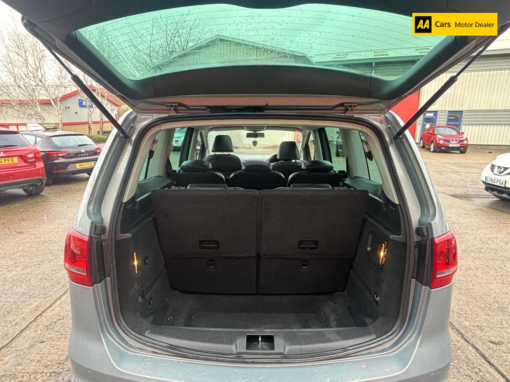 Volkswagen Sharan 2.0 TDI BlueMotion Tech SEL MPV 5dr Diesel Manual Euro 5 (s/s) (140 ps)