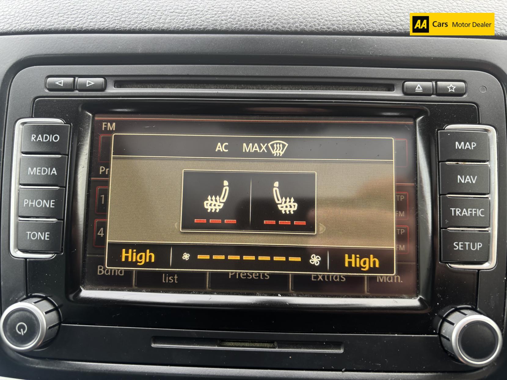 Volkswagen Sharan 2.0 TDI BlueMotion Tech SEL MPV 5dr Diesel Manual Euro 5 (s/s) (140 ps)