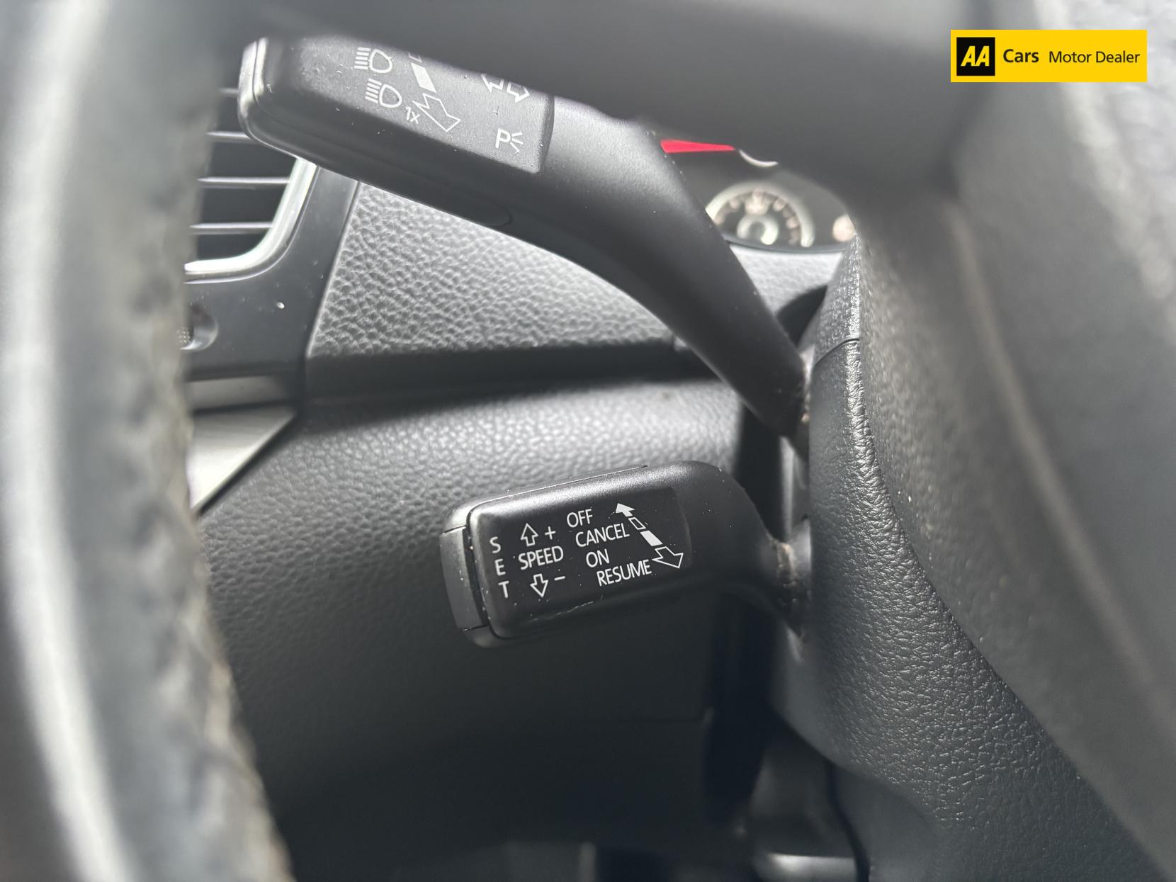 Volkswagen Sharan 2.0 TDI BlueMotion Tech SEL MPV 5dr Diesel Manual Euro 5 (s/s) (140 ps)