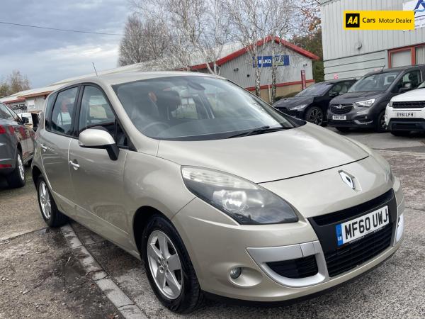 Renault Scenic 1.5 dCi Dynamique TomTom MPV 5dr Diesel Manual Euro 4 (106 ps)