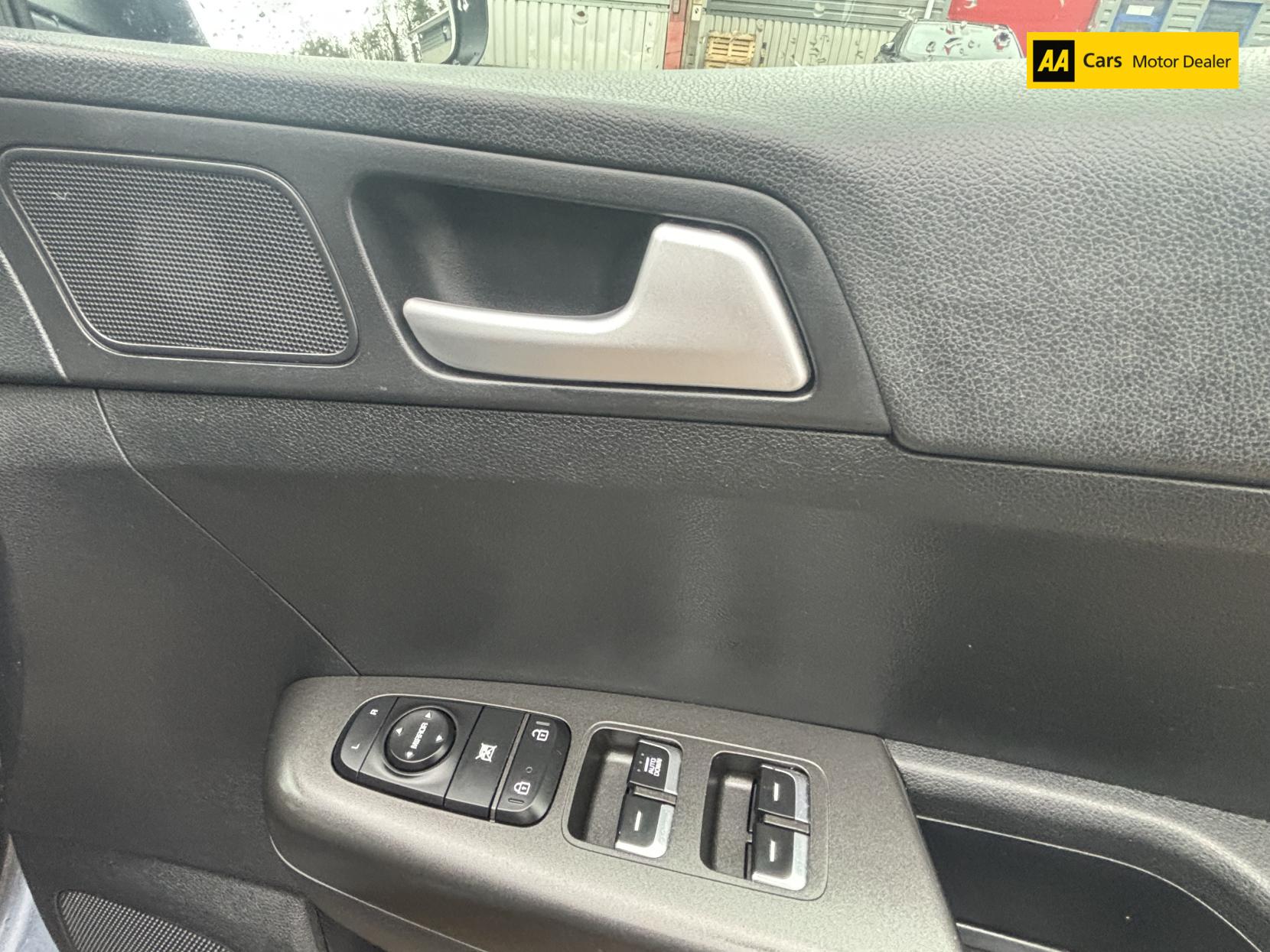 Kia Sportage 1.6 GDi 1 SUV 5dr Petrol Manual Euro 6 (s/s) (130 bhp)