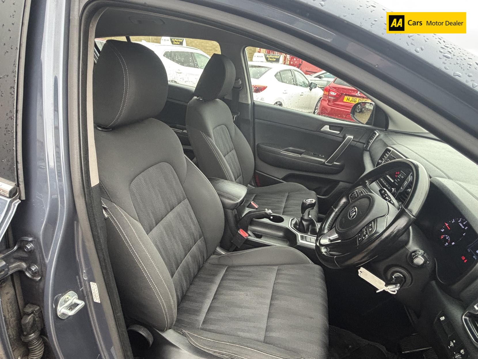 Kia Sportage 1.6 GDi 1 SUV 5dr Petrol Manual Euro 6 (s/s) (130 bhp)