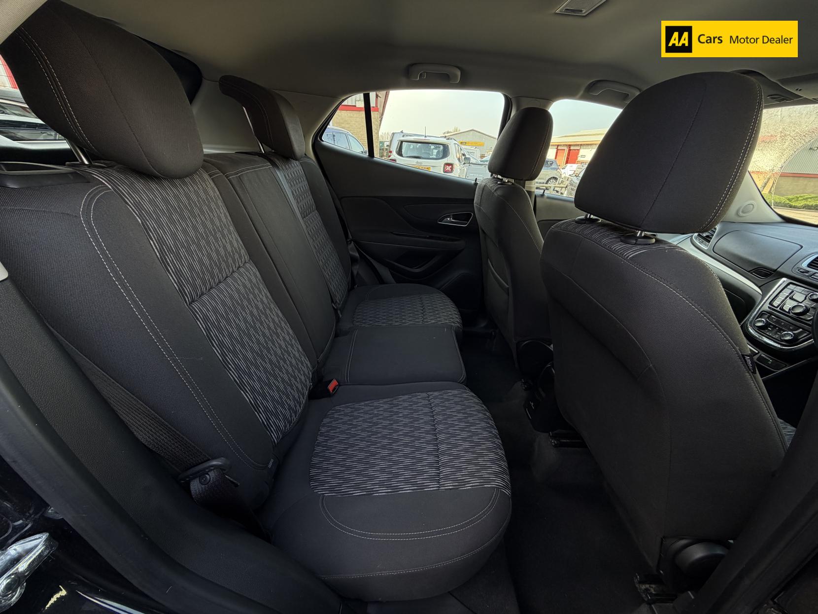 Vauxhall Mokka 1.6i Exclusiv SUV 5dr Petrol Manual 2WD Euro 6 (s/s) (115 ps)