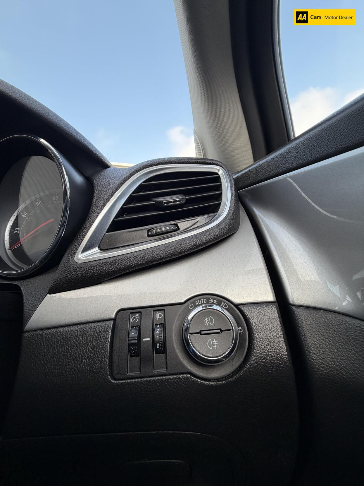 Vauxhall Mokka 1.6i Exclusiv SUV 5dr Petrol Manual 2WD Euro 6 (s/s) (115 ps)